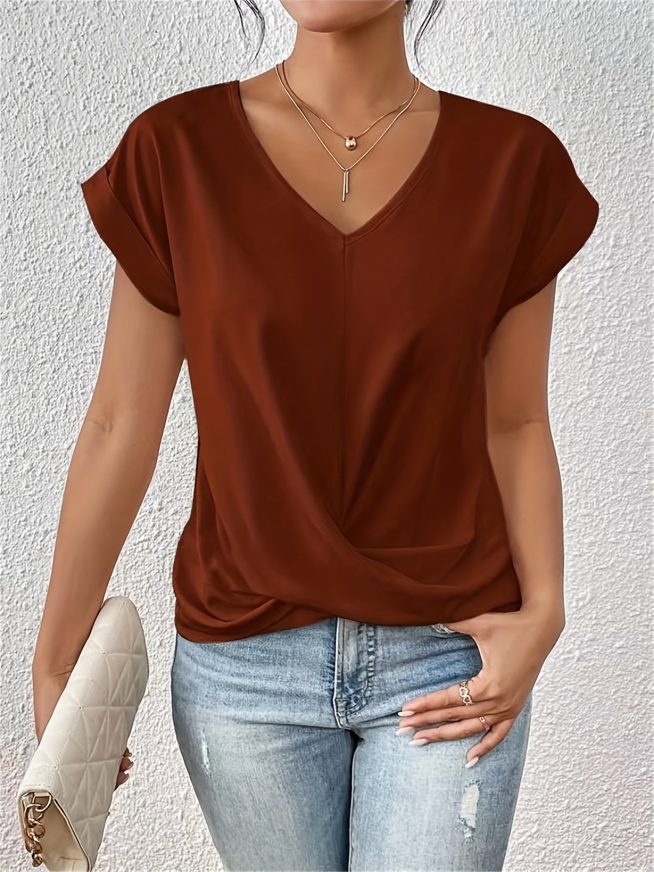 Leblanc™ | T-shirt décontracté avec col en V doux